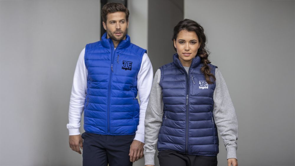 logózott munkaruha raktári dolgozóknak